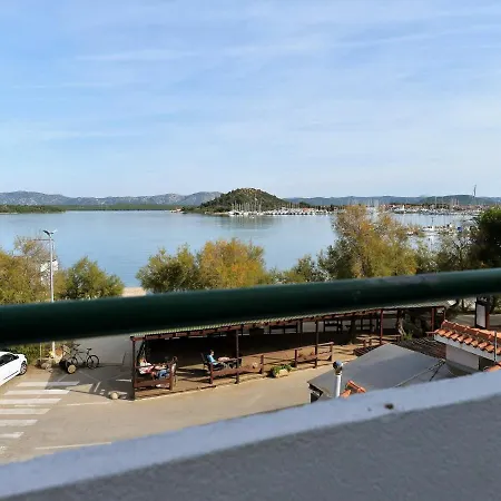 Helena Appartement Murter